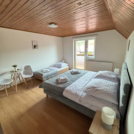 Vitaneo ゲストハウス