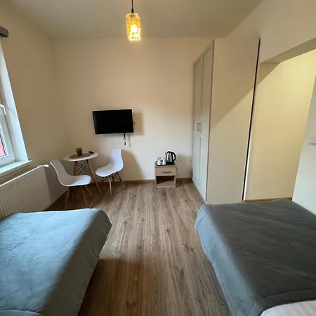 Vitaneo ゲストハウス 3*